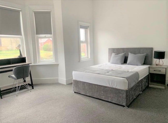 4 Double Rooms Available Soon  All Bills Included🔥 Main Photo