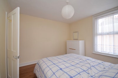 Excellent Room to rent Main Photo