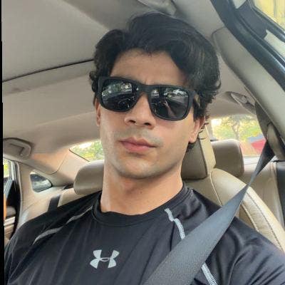Student Male seeks a single or double room Main Photo