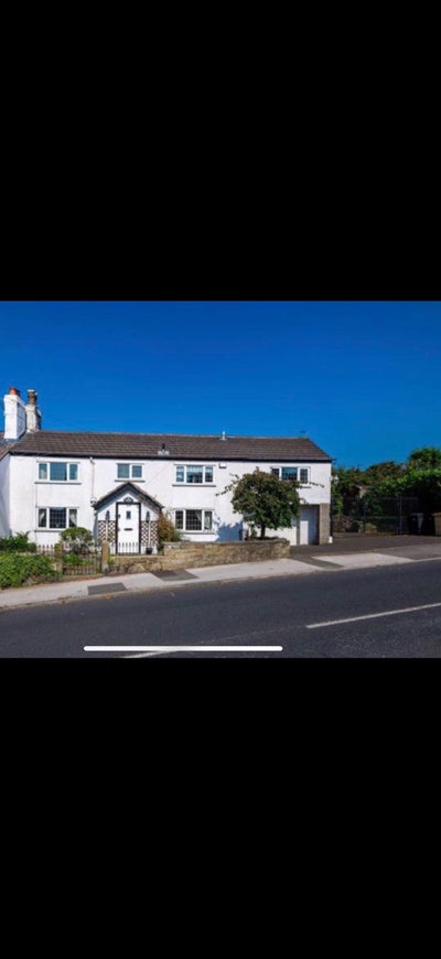 Room in 4 bed cottage, Harwood Main Photo