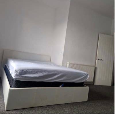 Room in a Clean and Quiet 2-Bed Apartment  Main Photo