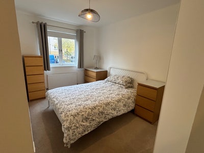 Double bedroom with own bathroom near Haymarket Main Photo
