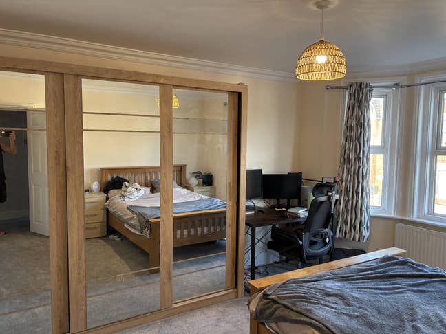 Beautiful double room offered in Parkstone Main Photo