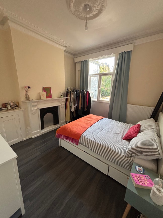 Large Double Room in Stoke Newington⭐️🩷 Main Photo