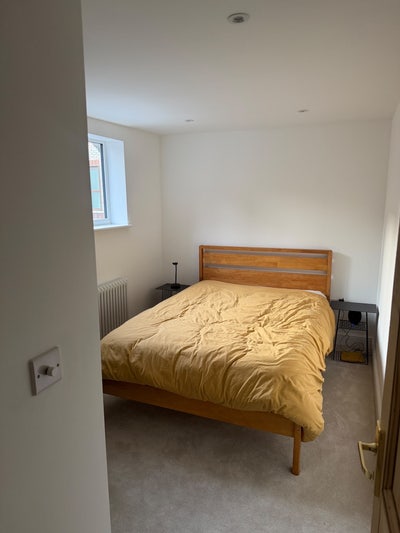 Mon-Fri Room in Peckham Main Photo