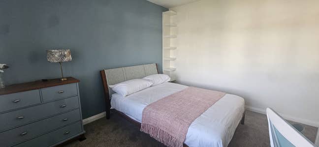 Newly decorated double room Bungalow. South Goring Main Photo