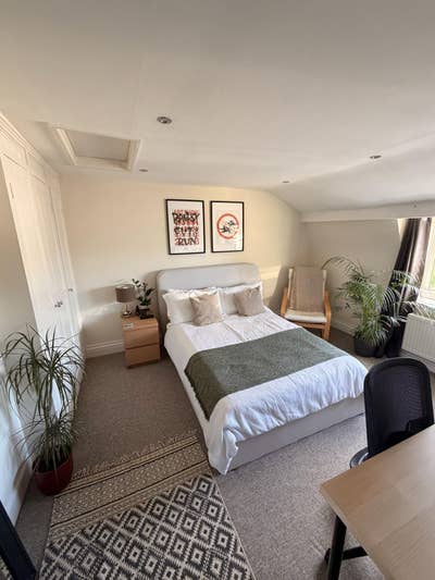 Large Double Bedroom in Clifton Flat Main Photo