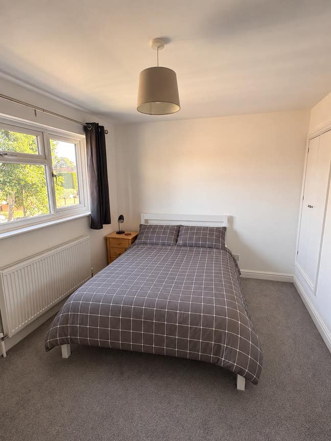 Mon - Fri Double room - House to yourself Main Photo