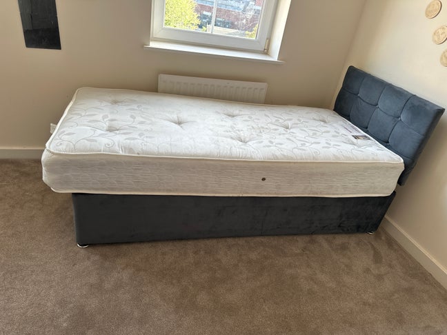 Single room for rent  Main Photo