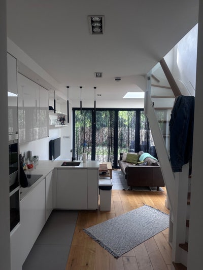 Double room in NW available now! Main Photo