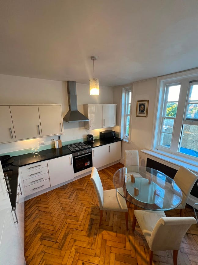 Beker street Appertment fully furnished  Main Photo