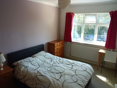 Room in petts wood read ad! Main Photo