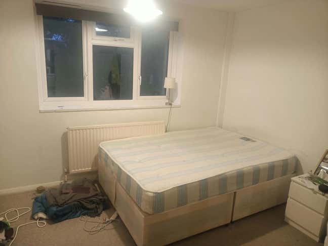 Room to rent in East Putney Main Photo