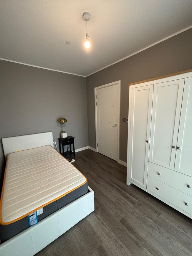Modern Room in East Village Main Photo