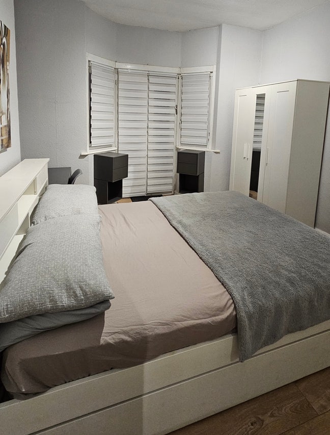 2 Double Rooms Available in Edgware – HA8 Main Photo