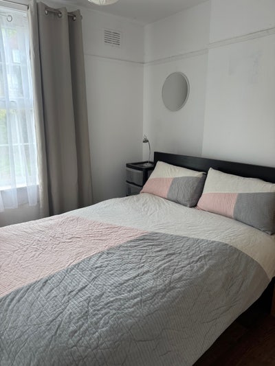 Spacious Double Bedroom for Rent-Bills Included Main Photo