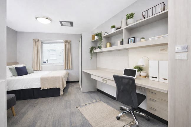 Luxury king Studio 2 mins away from NTU  Main Photo