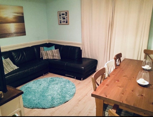 Double loft room with en suite bathroom.  Main Photo