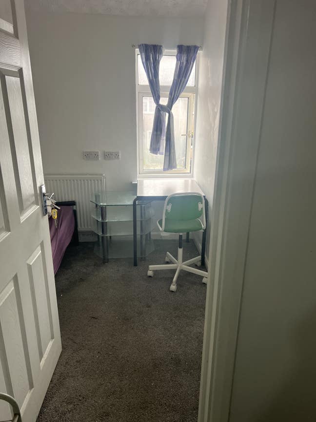 Single Room  Main Photo