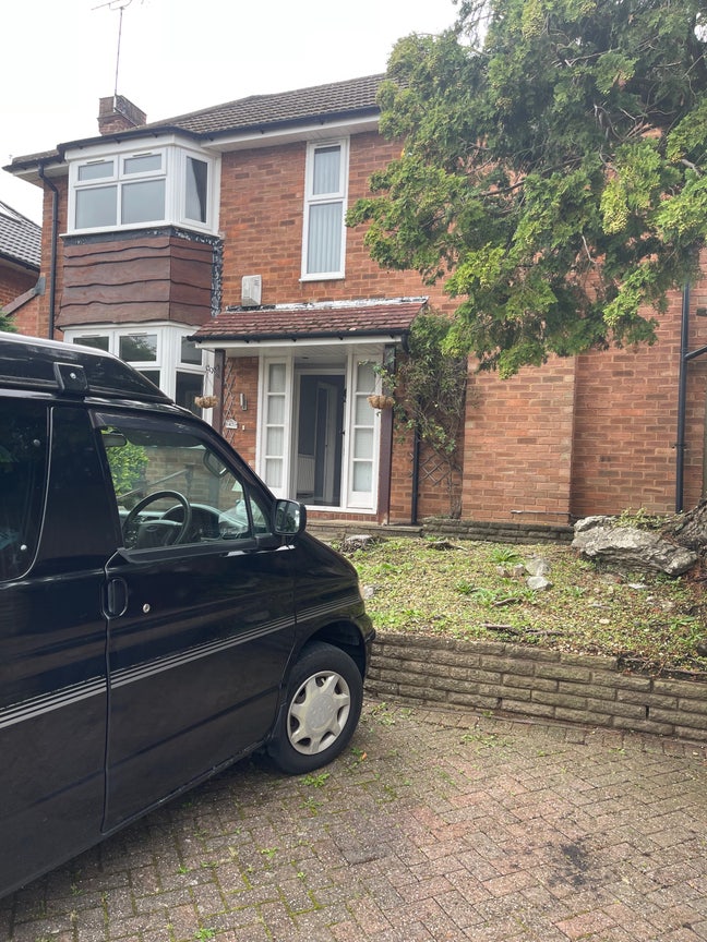 Lovely single room in quiet area. Mon-Fri B90 Main Photo