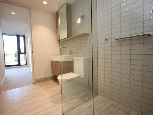 Nelson Place(Ensuite bronze) Main Photo