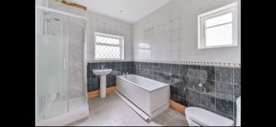 Double room in CR7 Thornton heath Main Photo