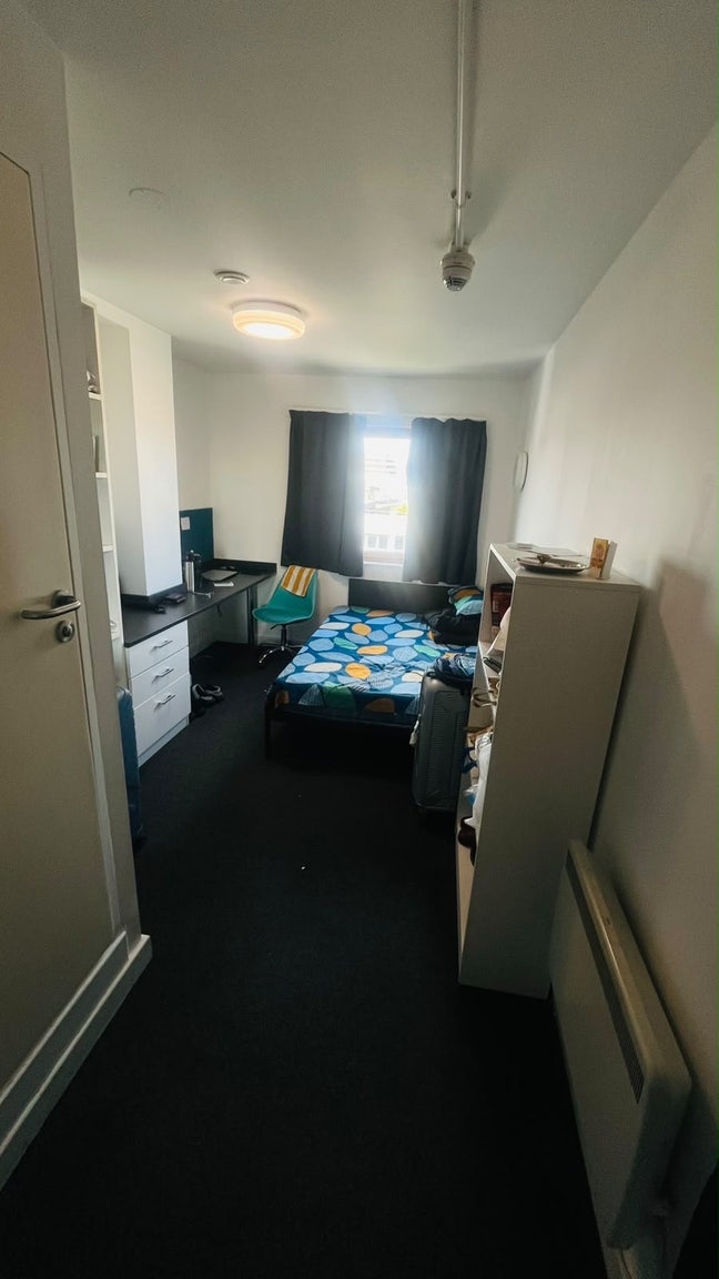 Single ensure deluxe room  Main Photo