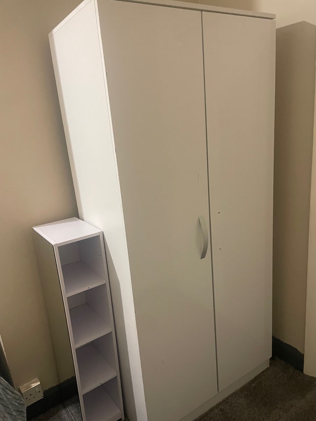 Room available in WR4 area near hospital and town  Main Photo