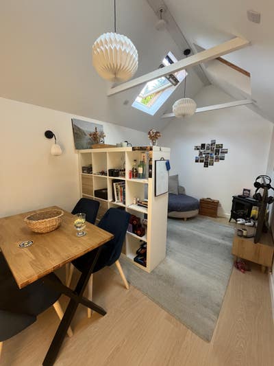 Spacious Lodger Suite, Own Living Space & Patio Main Photo
