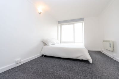 3 rooms available near Camden town  Main Photo