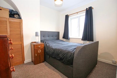 Double room available in newmarket Main Photo