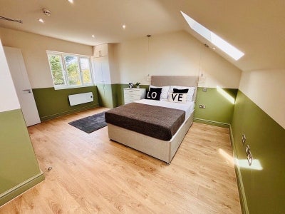 🏠✨️ Self-Contained Studios  to Let in Greenford Main Photo