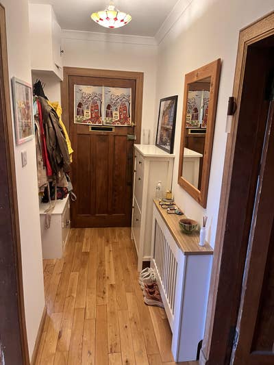 Looking for a lovely flatmate for a west end flat Main Photo