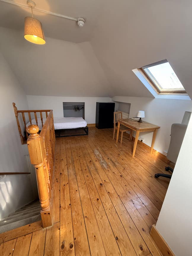 2 Studios - Central Harrow All Bills Included  Main Photo