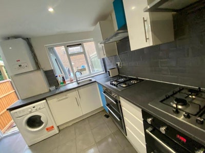 Double room with attached washroom  Main Photo