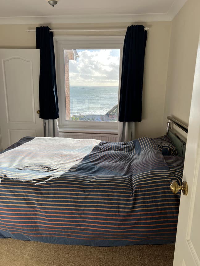 Langland Bay - Quiet Professional Room Main Photo