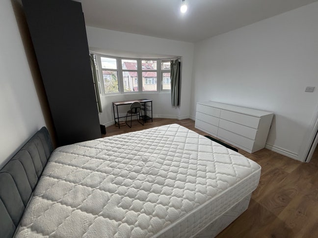 Big Double Room Available Now Dollis Hill Main Photo