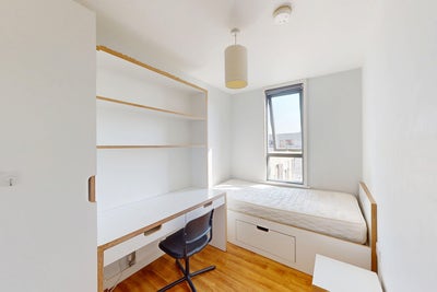 Single Ensuite Student Room in Mile End E1 Main Photo