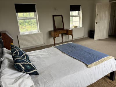 Large double room available near M40, JLR & HS2 Main Photo