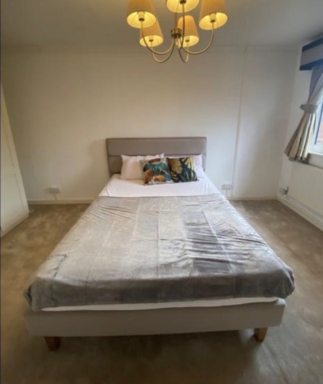 Big Double Room in Central London Zone 1 WITH AC!! Main Photo