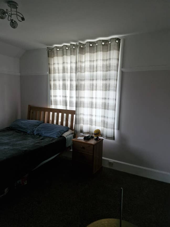 Room available until 18th Dec Main Photo