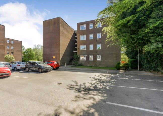 Lovely 1 bed flat in West Didsbury  Main Photo