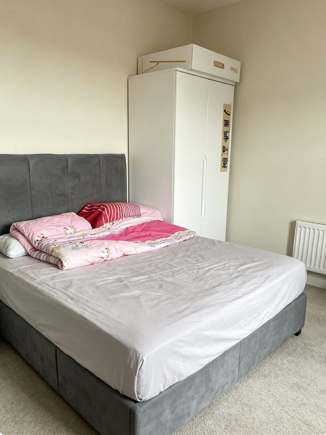 Room with own bathroom opposite Stockwell station! Main Photo