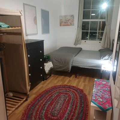  Cosy double room-Stoke Newington  (Females only)  Main Photo