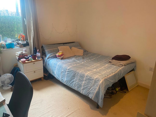 Double En-Suite Room Available in E1! 🌷⭐️ Main Photo
