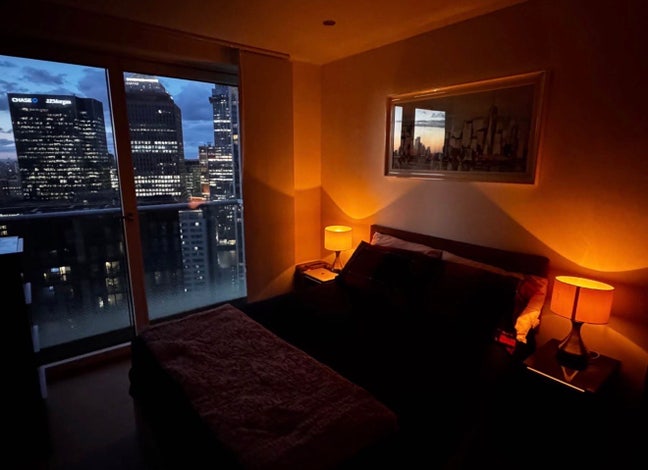 Canary Wharf, Short Term Let in December Main Photo