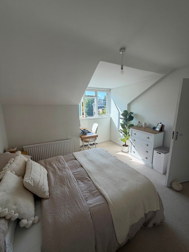Double Room in 2 Bed Masionette  Main Photo