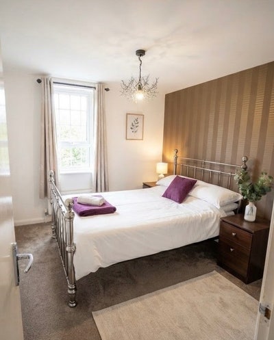 🏡 Double Room Available in Detached House Main Photo
