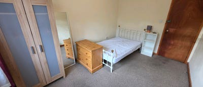  2 large Double  Rooms &pound;595, &pound;650  Main Photo
