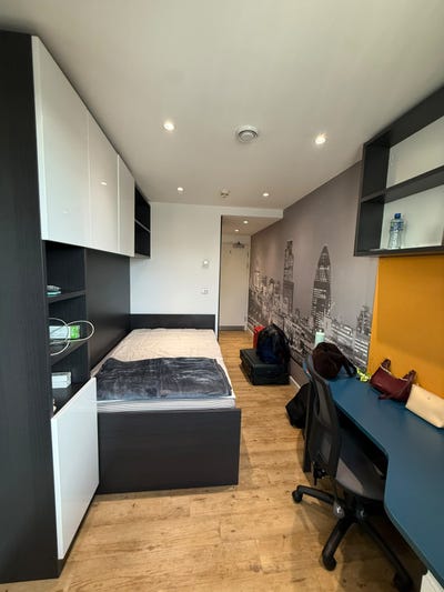 Urbanest Tower Bridge - Student Replacement Tenant Main Photo